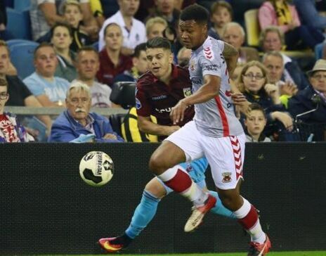 交锋中从战 交锋中从战