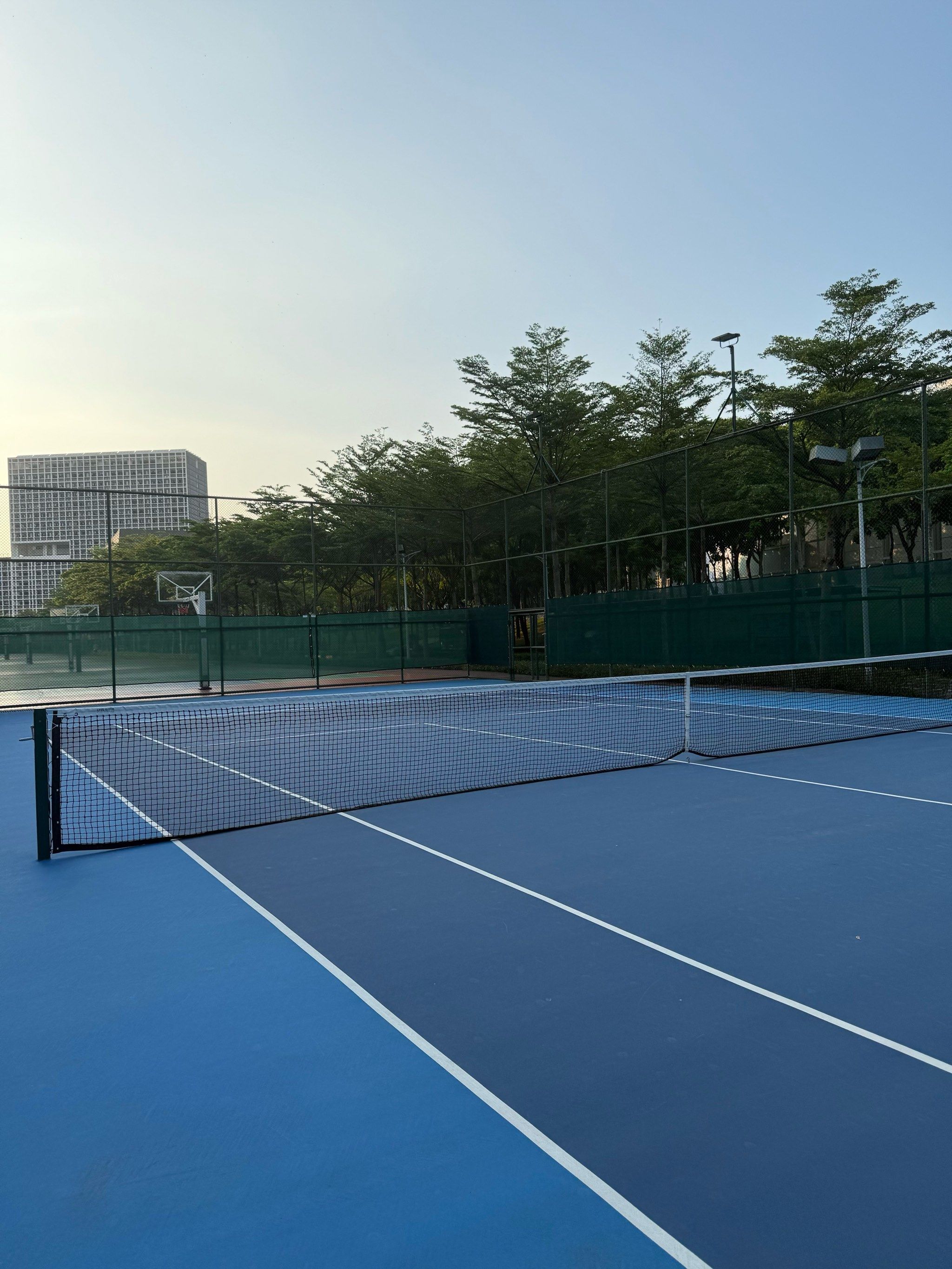 吸引了来自 吸引了来自